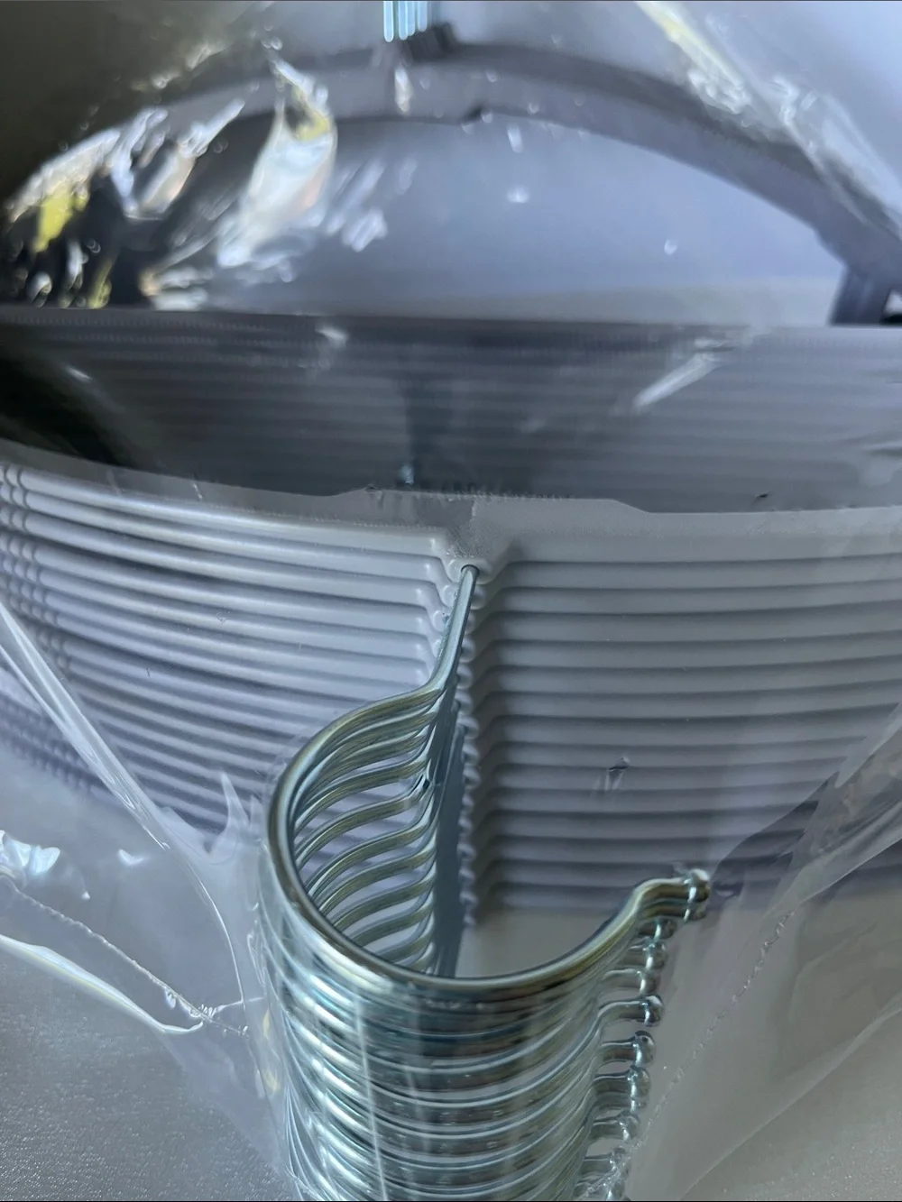 Plastic Hangers (Set of 25) - Grey - NO SHOULDER BUMP and NON SLIP - Picture 3 of 8